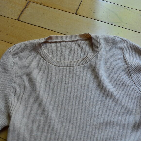 100% wool sweater for big girls teens - Picture 2 of 7